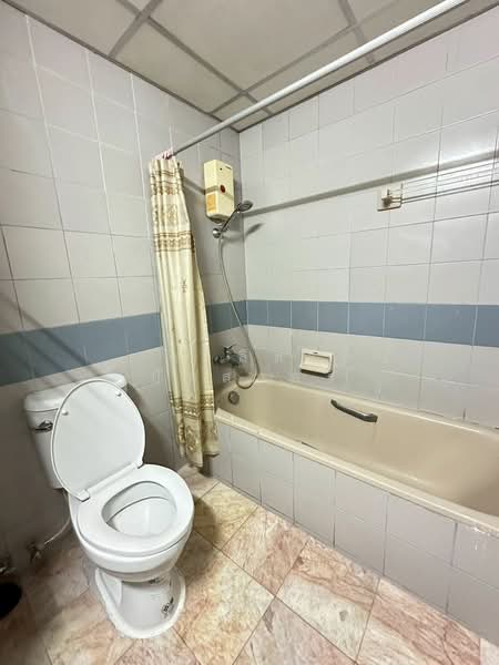 Jomtien Complex Condotel, Chon Buri (Pattaya), 414 Thappraya Road, Nong Pru, Bang Lamung (Pattaya), Chon Buri (Pattaya), Studio, 67 sqm, Condo For Rent, by ชาลิสา ปัสสาคร, 500253751 - DDproperty.com