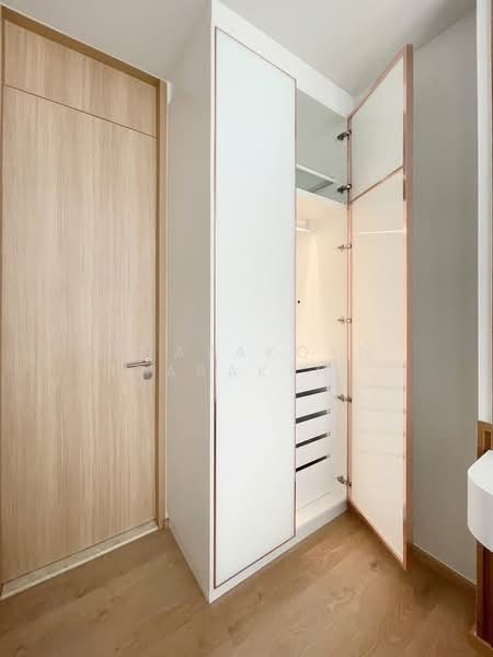 Noble BE19 Sukhumvit, Bangkok, 89 Sukhumvit 19 Alley, Khlong Tan Nua, Watthana, Bangkok, 1 Bedroom, 35 sqm, Condo For Rent, by Chayakorn Tirarakthammakit, 500253783 - DDproperty.com