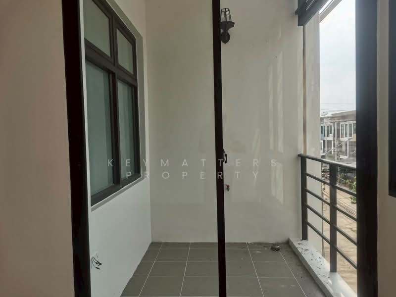 Six Nature Ekkachai 64/5, Bangkok, Bang Bon, Bang Bon, Bangkok, 3 Bedrooms, 240 sqm, Townhouse For Rent, by keymatters property, 500253815 - DDproperty.com