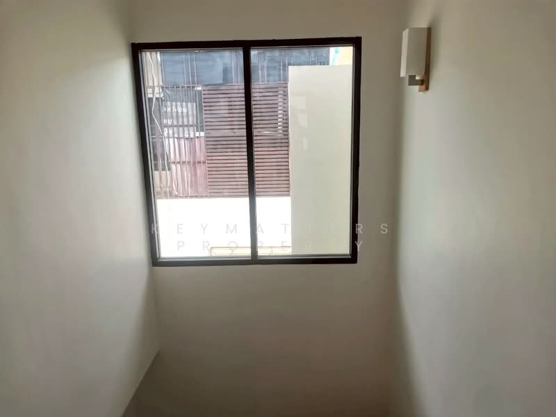 Six Nature Ekkachai 64/5, Bangkok, Bang Bon, Bang Bon, Bangkok, 3 Bedrooms, 240 sqm, Townhouse For Rent, by keymatters property, 500253815 - DDproperty.com