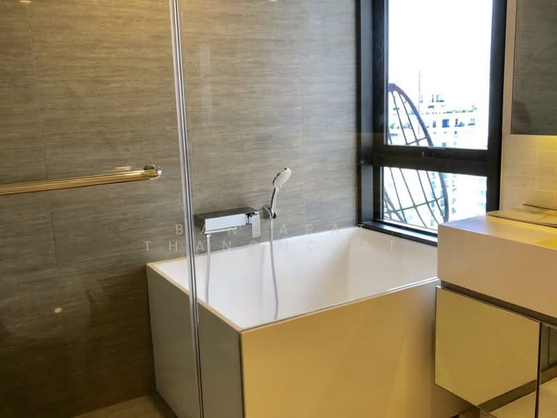 Siamese Exclusive Sukhumvit 31, Bangkok, 75 Soi Sukhumvit 31, Khlong Tan Nua, Watthana, Bangkok, 3 Bedrooms, 116 sqm, Condo For Rent, by Banjarat Thanomchat, 500253841 - DDproperty.com