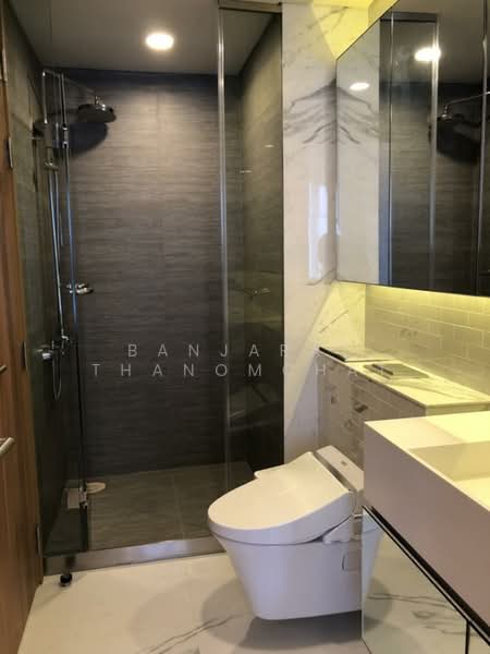 Siamese Exclusive Sukhumvit 31, Bangkok, 75 Soi Sukhumvit 31, Khlong Tan Nua, Watthana, Bangkok, 3 Bedrooms, 116 sqm, Condo For Rent, by Banjarat Thanomchat, 500253841 - DDproperty.com