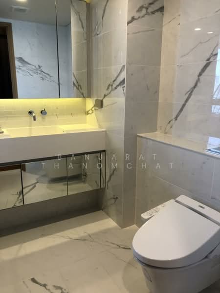 Siamese Exclusive Sukhumvit 31, Bangkok, 75 Soi Sukhumvit 31, Khlong Tan Nua, Watthana, Bangkok, 3 Bedrooms, 116 sqm, Condo For Rent, by Banjarat Thanomchat, 500253841 - DDproperty.com