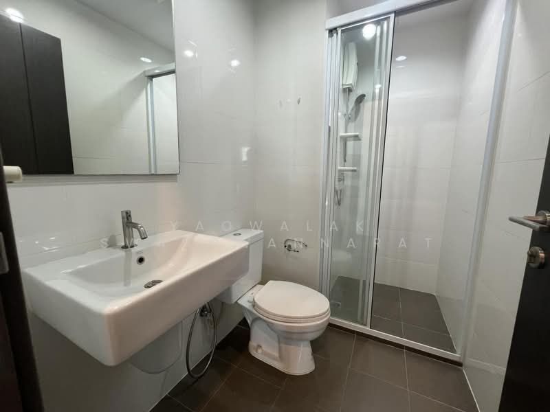 The Base Park West Sukhumvit 77, Bangkok, 11 Soi Sukhumvit 77 Sukhumvit Road, Phra Kanong Nua, Watthana, Bangkok, 2 Bedrooms, 53 sqm, Condo For Sale, by Yaowalak Swangwannarat, 500253897 - DDproperty.com