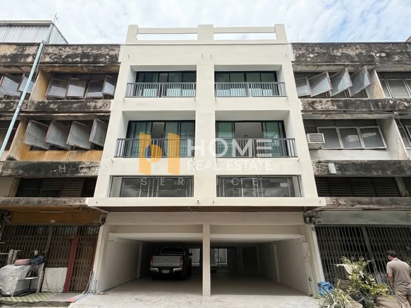 Wachiratham 2, Bangkok, Bang Na Nuea, Bang Na, Bangkok, 3 Bedrooms, 200 sqm, Townhouse For Sale, by HOME Real Estate Service, 500253912 - DDproperty.com