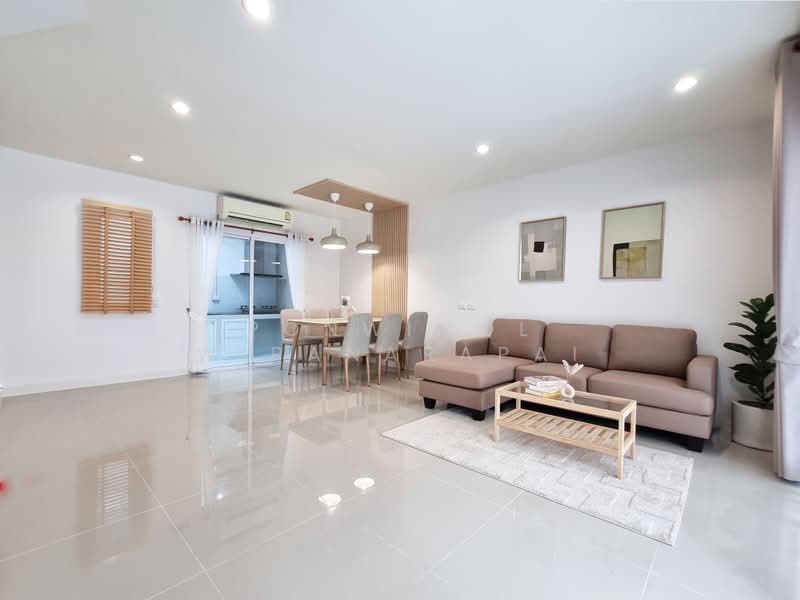 Villette Lite Pattanakarn, Bangkok, Soi Phatthanakan 38, Phatthanakan Road, Suan Luang, Bangkok, 3 Bedrooms, 125 sqm, Townhouse For Sale, by Ponwimol Wipanarapai, 500253925 - DDproperty.com