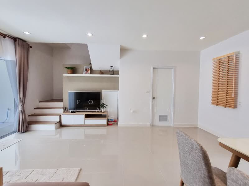 Villette Lite Pattanakarn, Bangkok, Soi Phatthanakan 38, Phatthanakan Road, Suan Luang, Bangkok, 3 Bedrooms, 125 sqm, Townhouse For Sale, by Ponwimol Wipanarapai, 500253925 - DDproperty.com