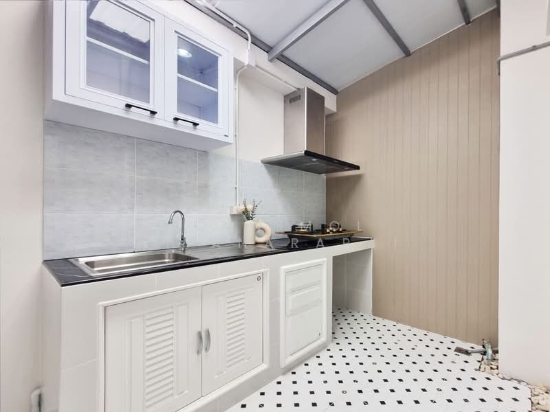 Villette Lite Pattanakarn, Bangkok, Soi Phatthanakan 38, Phatthanakan Road, Suan Luang, Bangkok, 3 Bedrooms, 125 sqm, Townhouse For Sale, by Ponwimol Wipanarapai, 500253925 - DDproperty.com