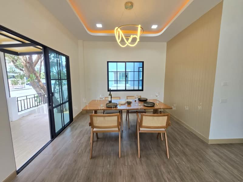 Noantawee Ville 5, Bangkok, Mit Maitri Road, Nong Chok, Nong Chok, Bangkok, 4 Bedrooms, 200 sqm, Single Detached House For Sale, by นภัสศรณ์ วงศ์สินไทยกร (นันท์), 500253937 - DDproperty.com