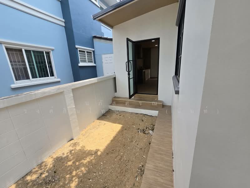 Noantawee Ville 5, Bangkok, Mit Maitri Road, Nong Chok, Nong Chok, Bangkok, 4 Bedrooms, 200 sqm, Single Detached House For Sale, by นภัสศรณ์ วงศ์สินไทยกร (นันท์), 500253937 - DDproperty.com