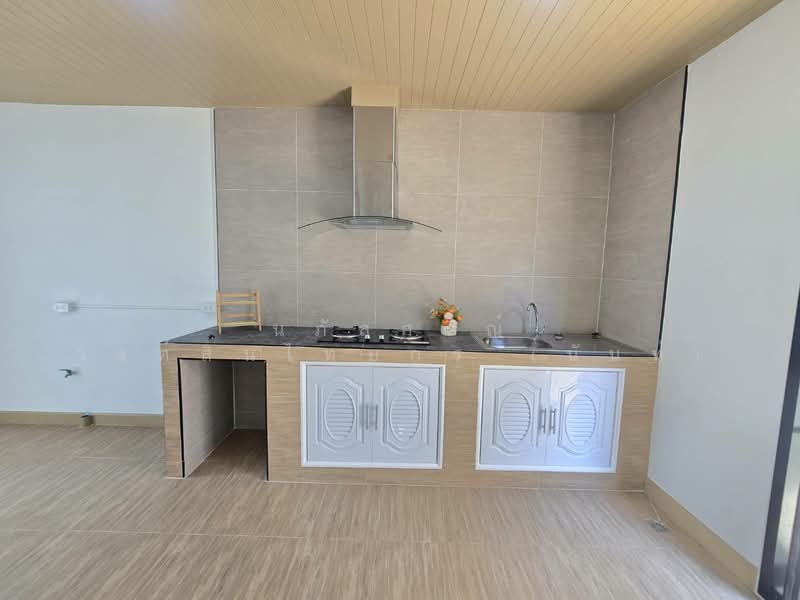 Noantawee Ville 5, Bangkok, Mit Maitri Road, Nong Chok, Nong Chok, Bangkok, 4 Bedrooms, 200 sqm, Single Detached House For Sale, by นภัสศรณ์ วงศ์สินไทยกร (นันท์), 500253937 - DDproperty.com