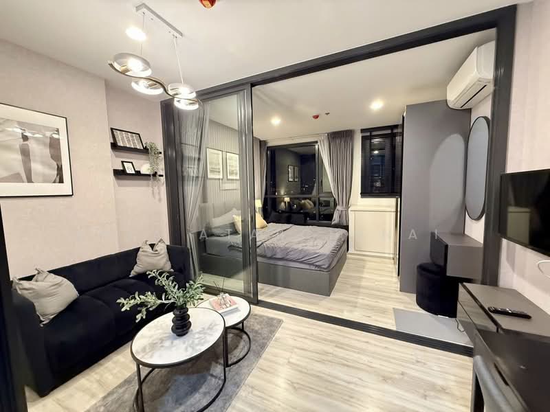 XT Huaikhwang, Bangkok, 244 Ratchadaphisek Road, Huai Khwang, Huai Khwang, Bangkok, 1 Bedroom, 30 sqm, Condo For Rent, by Anya Atarchanai , 500253944 - DDproperty.com