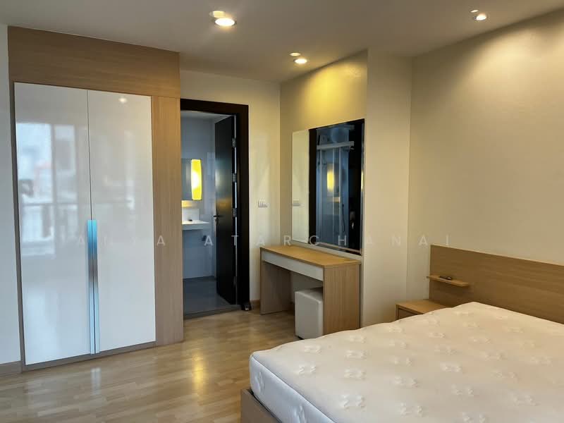 Rhythm Ratchada, Bangkok, 558 Ratchadaphisek Road, Samsen Nok, Huai Khwang, Bangkok, 1 Bedroom, 47 sqm, Condo For Rent, by Anya Atarchanai , 500253957 - DDproperty.com