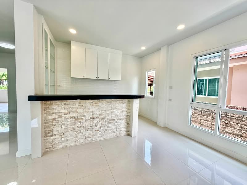 undefined, Bangkok, Sala Thammasop, Thawi Watthana, Bangkok, 5 Bedrooms, 350 sqm, Single Detached House For Sale, by Tanaporn Phumvilairak, 500254003 - DDproperty.com