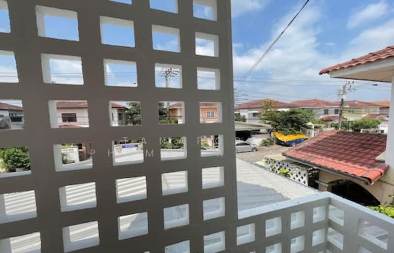 3-BR Townhouse, Bangkok, Khok Faed, Nong Chok, Bangkok, 3 Bedrooms, 108 sqm, Townhouse For Sale, by Tanaporn Phumvilairak, 500254015 - DDproperty.com