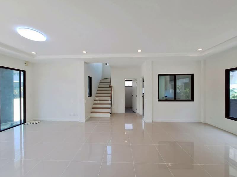 Casa Ville Ramkhamhaeng – Wongwaen 2, Bangkok, Kheha Romklao Road, Khlong Song Ton Nun, Lat Krabang, Bangkok, 4 Bedrooms, 180 sqm, Single Detached House For Sale, by จิตติมา TT, 500254032 - DDproperty.com