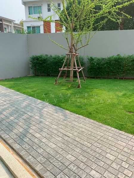 Private Nirvana Residence North-East, Bangkok, Soi Yothin Phatthana 11 Yak 7, Khlong Chan, Bang Kapi, Bangkok, 3 Bedrooms, 265 sqm, Single Detached House For Rent, by Tanaporn Phumvilairak, 500254041 - DDproperty.com