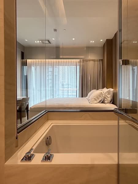 The Strand Thonglor, Bangkok, 36 Soi Sukhumvit 55, Khlong Tan Nua, Watthana, Bangkok, 1 Bedroom, 53 sqm, Condo For Rent, by Chayakorn Tirarakthammakit, 500254062 - DDproperty.com