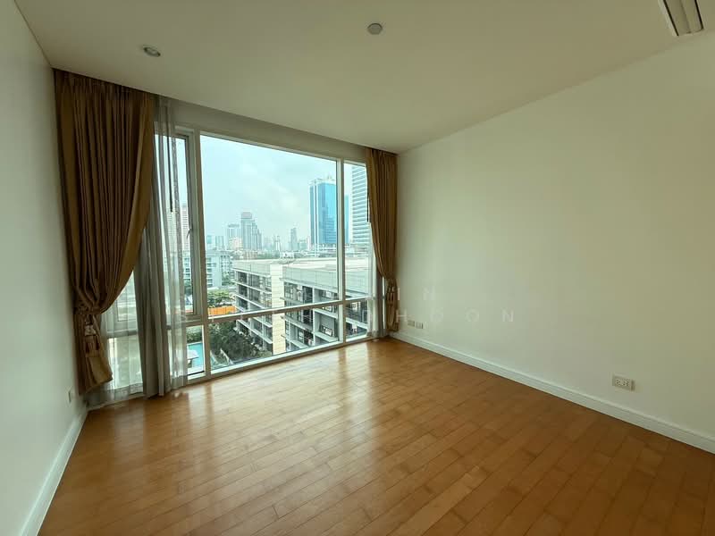Fullerton Sukhumvit, Bangkok, Sukhumvit Road, Khlong Tan Nua, Watthana, Bangkok, 2 Bedrooms, 105 sqm, Condo For Sale, by Amarin Sitthidhoon, 500254064 - DDproperty.com
