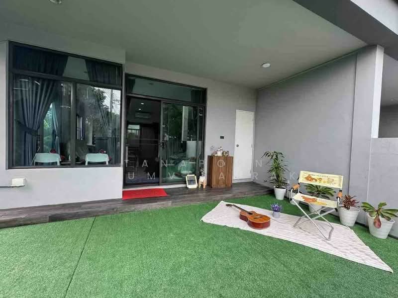 Verve Rama 9, Bangkok, Kanchanaphisek Road, Saphan Sung, Saphan Sung, Bangkok, 3 Bedrooms, 143 sqm, Townhouse For Sale, by Tanaporn Phumvilairak, 500254065 - DDproperty.com