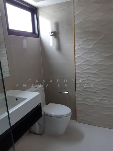 The Sky Sukhumvit, Bangkok, 103-4 Sukhumvit Road, Bang Na Nuea, Bang Na, Bangkok, 1 Bedroom, 52 sqm, Condo For Rent, by Tanaporn Phumvilairak, 500254067 - DDproperty.com