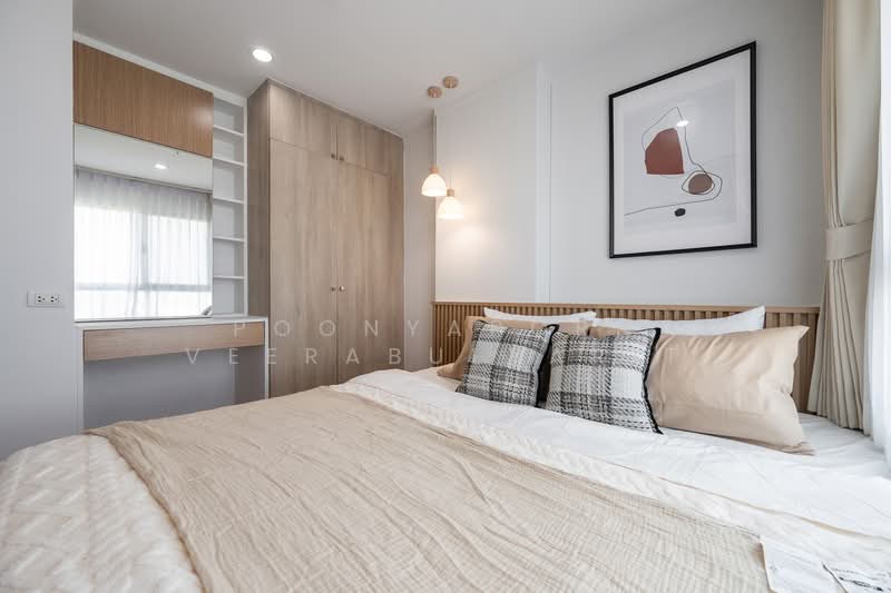 Lumpini Place Borom Ratchachonni - Pinklao, Bangkok, Boromratchachonnanee Road, Taling Chan, Taling Chan, Bangkok, 1 Bedroom, 32 sqm, Condo For Sale, by Poonyaporn Veerabulyarit, 500254087 - DDproperty.com