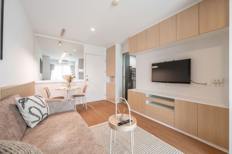 Lumpini Place Borom Ratchachonni - Pinklao, Bangkok, Boromratchachonnanee Road, Taling Chan, Taling Chan, Bangkok, 1 Bedroom, 32 sqm, Condo For Sale, by Poonyaporn Veerabulyarit, 500254087 - DDproperty.com