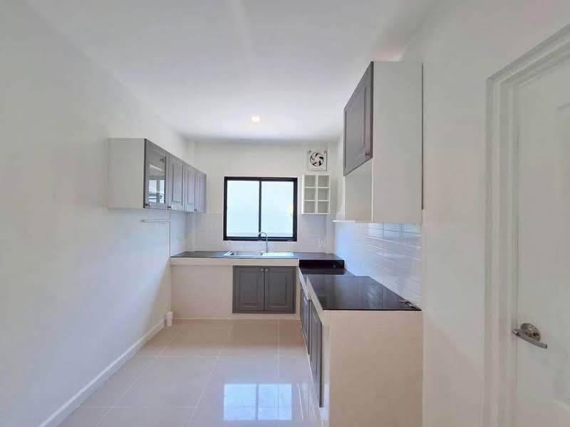 Casa Ville Ramkhamhaeng – Wongwaen 2, Bangkok, Kheha Romklao Road, Khlong Song Ton Nun, Lat Krabang, Bangkok, 3 Bedrooms, 180 sqm, Single Detached House For Sale, by กอล์ฟ, 500254124 - DDproperty.com