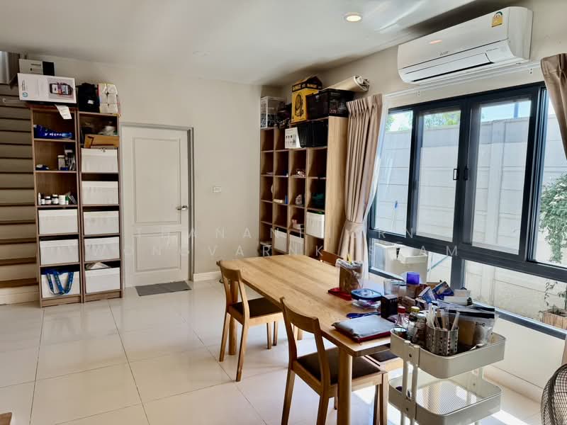 Centro Ratchaphruek-Suanphak 3, Nonthaburi, Bangkruai Jongtanom, Bang Kruai, Bang Kruai, Nonthaburi, 3 Bedrooms, 208 sqm, Single Detached House For Sale, by Thananthorn Wongvarnkaseam, 500254188 - DDproperty.com