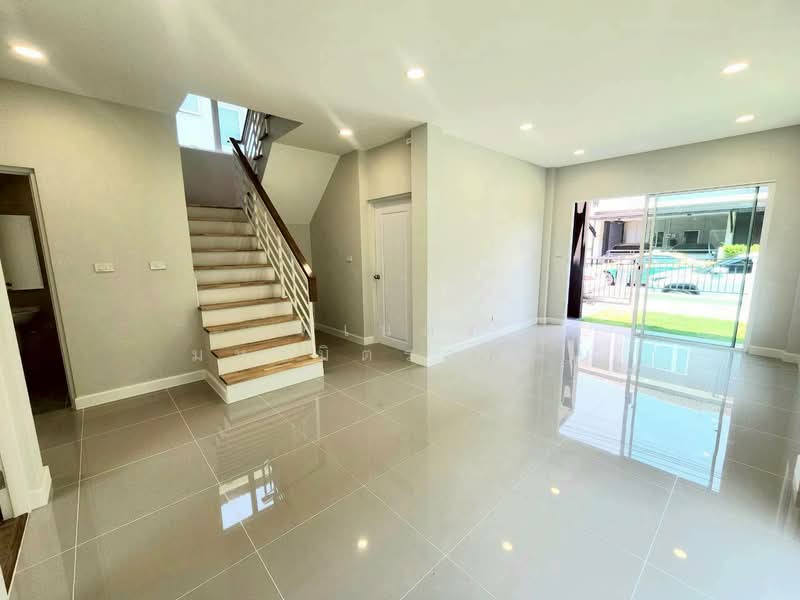 Centro Ratchapruek, Nonthaburi, Soi Bang Len, Bang Yai, Bang Yai, Nonthaburi, 4 Bedrooms, 169 sqm, Single Detached House For Sale, by พเนตร มหามิตรานนท์, 500254260 - DDproperty.com