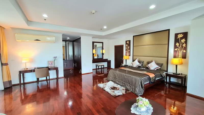 Piyathip Place, Bangkok, 24 Soi Prommitr, Khlong Tan Nua, Watthana, Bangkok, 3 Bedrooms, 287 sqm, Condo For Rent, by Hathaichanok Saenset, 500254273 - DDproperty.com