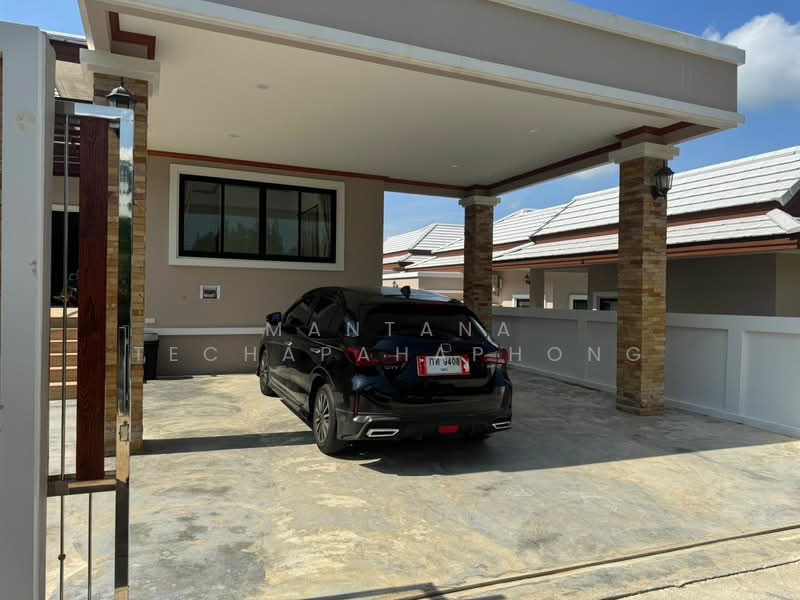 4-BR Villa, Prachuap Khiri Khan, Nong Kae, Hua Hin, Prachuap Khiri Khan, 4 Bedrooms, 334 sqm, Villa For Rent, by Mantana Techapahaphong, 500254301 - DDproperty.com