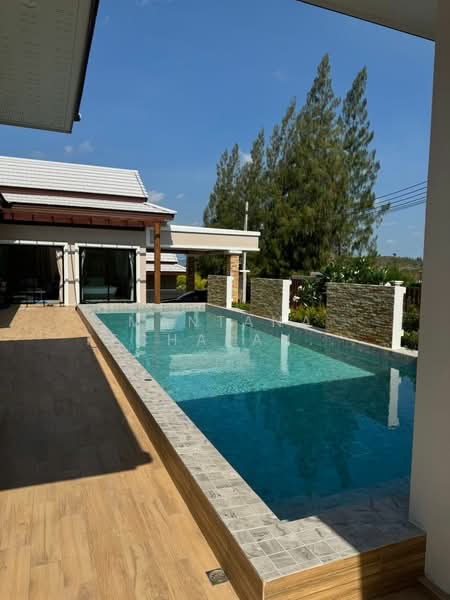 4-BR Villa, Prachuap Khiri Khan, Nong Kae, Hua Hin, Prachuap Khiri Khan, 4 Bedrooms, 334 sqm, Villa For Rent, by Mantana Techapahaphong, 500254301 - DDproperty.com