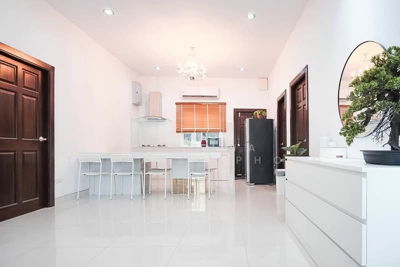 บ้าน 3-ห้องนอน, ชลบุรี, ห้วยใหญ่, บางละมุง, ชลบุรี, 240 ตร.ม., บ้านเดี่ยว ให้เช่า, โดย Mantana Techapahaphong, 500254327 - DDproperty.com