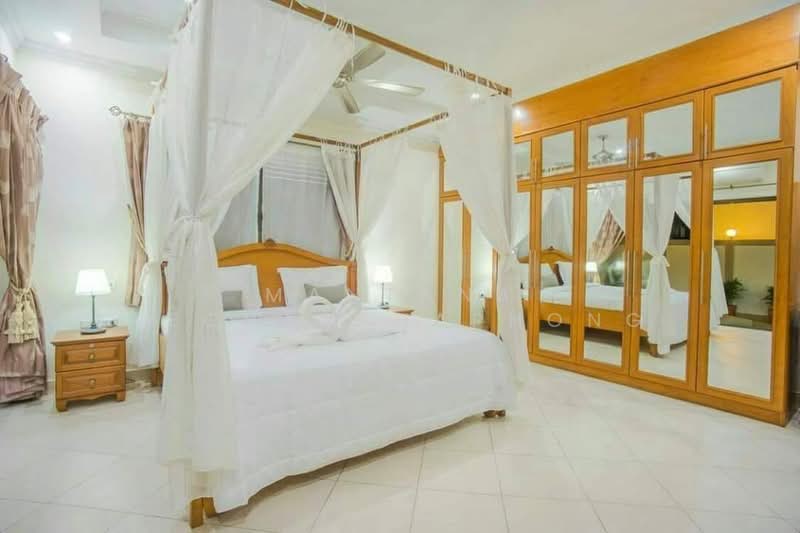 3-BR Villa, Chon Buri (Pattaya), Nong Pru, Bang Lamung (Pattaya), Chon Buri (Pattaya), 3 Bedrooms, 320 sqm, Villa For Rent, by Mantana Techapahaphong, 500254349 - DDproperty.com