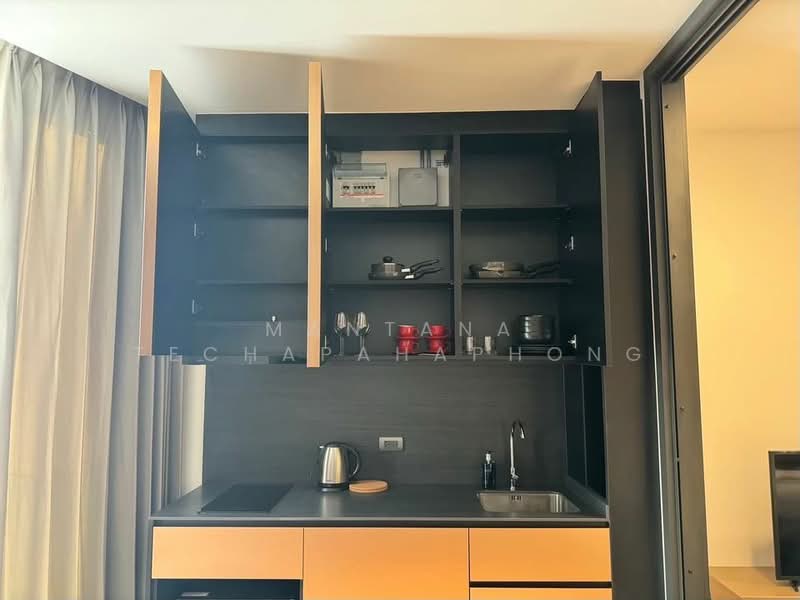 EDGE Central Pattaya, Chon Buri (Pattaya), Pattaya Sai Song, Bang Lamung, Bang Lamung (Pattaya), Chon Buri (Pattaya), 1 Bedroom, 31 sqm, Condo For Rent, by Mantana Techapahaphong, 500254368 - DDproperty.com