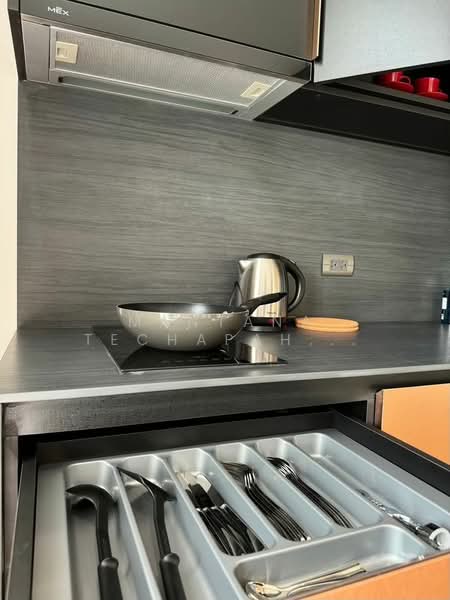 EDGE Central Pattaya, Chon Buri (Pattaya), Pattaya Sai Song, Bang Lamung, Bang Lamung (Pattaya), Chon Buri (Pattaya), 1 Bedroom, 31 sqm, Condo For Rent, by Mantana Techapahaphong, 500254368 - DDproperty.com