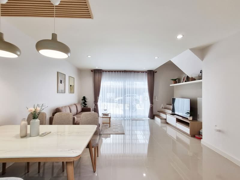 Villette Lite Pattanakarn, Bangkok, Soi Phatthanakan 38, Phatthanakan Road, Suan Luang, Suan Luang, Bangkok, 3 Bedrooms, 125 sqm, Townhouse For Sale, by Ponwimol Wipanarapai, 500254396 - DDproperty.com