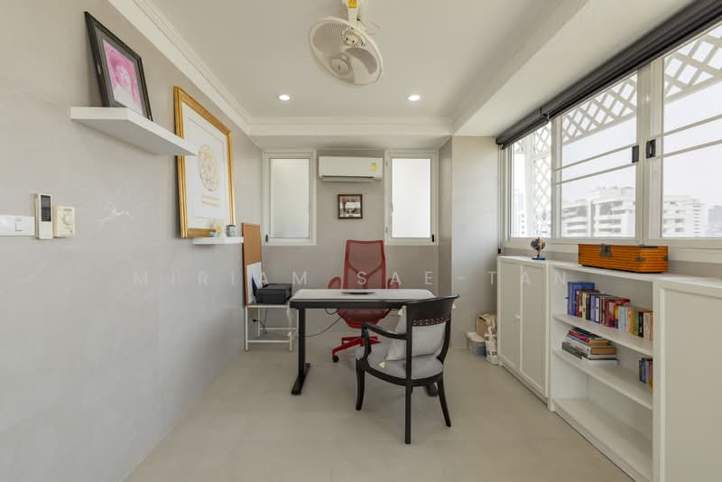 Supalai Place Sukhumvit 39, Bangkok, 175-179 Soi Sukhumvit 39 Sukhumvit Road, Khlong Tan Nua, Watthana, Bangkok, 4 Bedrooms, 409 sqm, Condo For Rent, by Miriam Sae-tan, 500254402 - DDproperty.com