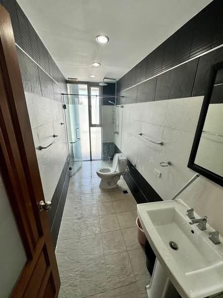 Coconut Beach condominiums, Chon Buri (Pattaya), 17 หาดจอมเทียน, Nong Pru, Bang Lamung (Pattaya), Chon Buri (Pattaya), 3 Bedrooms, 256 sqm, Condo For Rent, by Mantana Techapahaphong, 500254418 - DDproperty.com