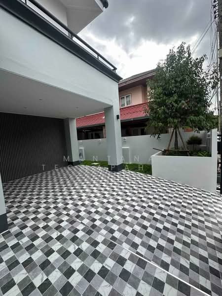 undefined, Chon Buri (Pattaya), Nong Pru, Bang Lamung (Pattaya), Chon Buri (Pattaya), 4 Bedrooms, 325 sqm, Single Detached House For Rent, by Mantana Techapahaphong, 500254420 - DDproperty.com