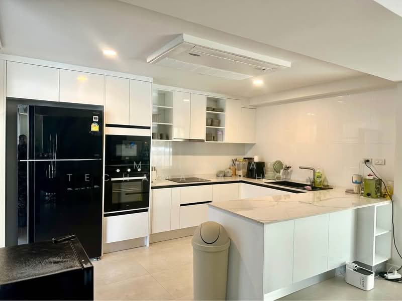 3-BR House, Chon Buri (Pattaya), Nong Pru, Bang Lamung (Pattaya), Chon Buri (Pattaya), 3 Bedrooms, 230 sqm, Single Detached House For Rent, by Mantana Techapahaphong, 500254447 - DDproperty.com