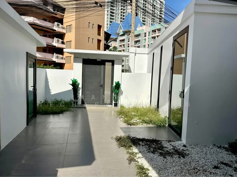 บ้าน 3-ห้องนอน, ชลบุรี, หนองปรือ, บางละมุง, ชลบุรี, 230 ตร.ม., บ้านเดี่ยว ให้เช่า, โดย Mantana Techapahaphong, 500254447 - DDproperty.com