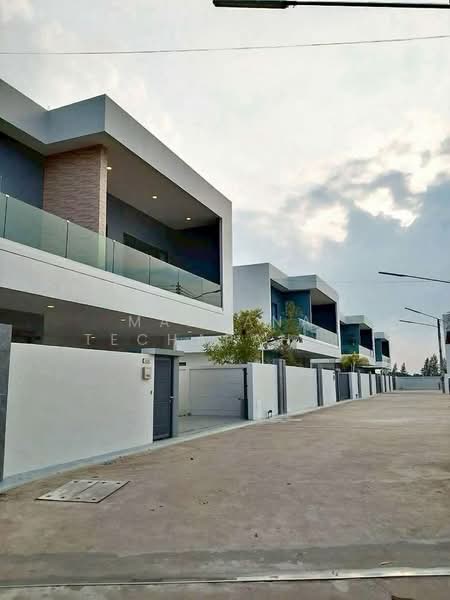 undefined, Chon Buri (Pattaya), Nong Pru, Bang Lamung (Pattaya), Chon Buri (Pattaya), 5 Bedrooms, 434 sqm, Villa For Rent, by Mantana Techapahaphong, 500254459 - DDproperty.com