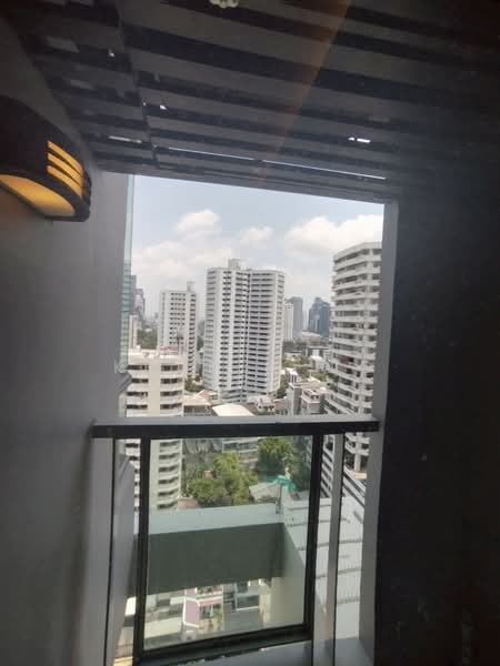 H Sukhumvit 43, Bangkok, 28 Sukhumvit 34 Road, Khlong Tan Nua, Watthana, Bangkok, 1 Bedroom, 38 sqm, Condo For Sale, by KHUN H-DO, 500254461 - DDproperty.com