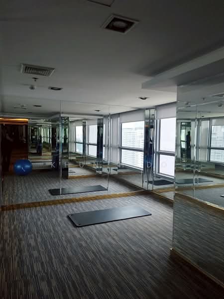 H Sukhumvit 43, Bangkok, 28 Sukhumvit 34 Road, Khlong Tan Nua, Watthana, Bangkok, 1 Bedroom, 38 sqm, Condo For Sale, by KHUN H-DO, 500254461 - DDproperty.com