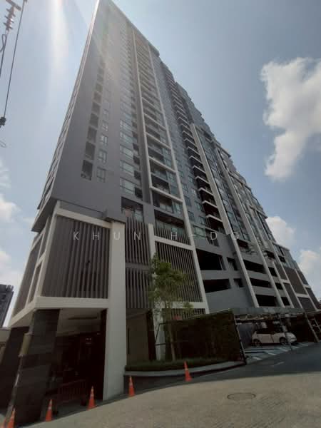 H Sukhumvit 43, Bangkok, 28 Sukhumvit 34 Road, Khlong Tan Nua, Watthana, Bangkok, 1 Bedroom, 38 sqm, Condo For Sale, by KHUN H-DO, 500254461 - DDproperty.com