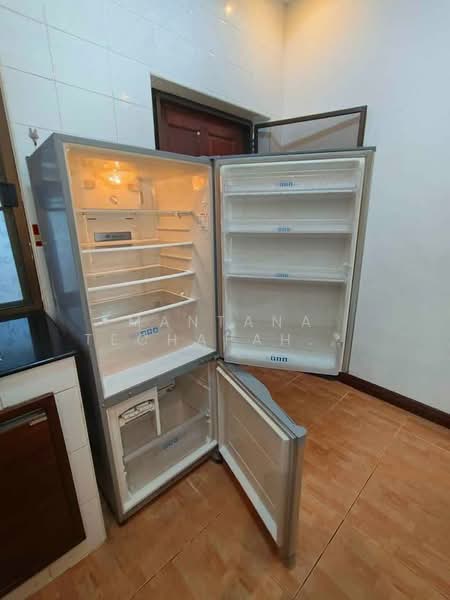 undefined, Chon Buri (Pattaya), Na Kloe, Bang Lamung (Pattaya), Chon Buri (Pattaya), 5 Bedrooms, 410 sqm, Single Detached House For Rent, by Mantana Techapahaphong, 500254463 - DDproperty.com