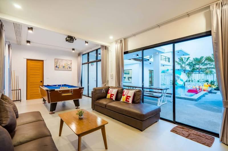 4-BR House, Prachuap Khiri Khan, Hin Lek Fai, Hua Hin, Prachuap Khiri Khan, 4 Bedrooms, 445 sqm, Single Detached House For Rent, by Mantana Techapahaphong, 500254465 - DDproperty.com