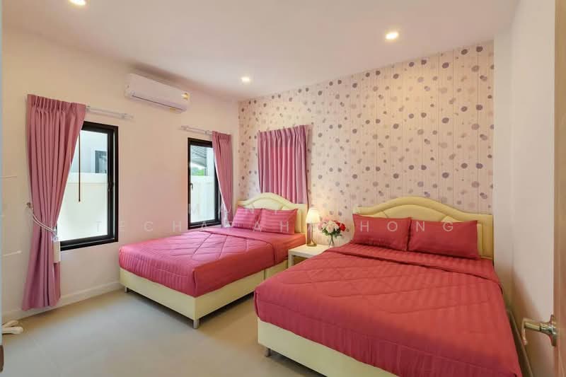 3-BR House, Prachuap Khiri Khan, Hua Hin, Hua Hin, Prachuap Khiri Khan, 3 Bedrooms, 204 sqm, Single Detached House For Rent, by Mantana Techapahaphong, 500254478 - DDproperty.com